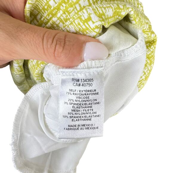 Marla Wynne PETITE Flatter Fit Olive Green Print Stretch Pull On Ankle Pants - Picture 8 of 9